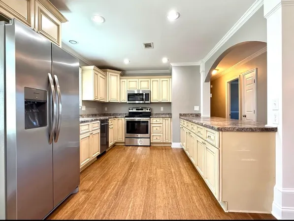 $1,695 | 223 Westmont Drive, Martinez, GA 30907