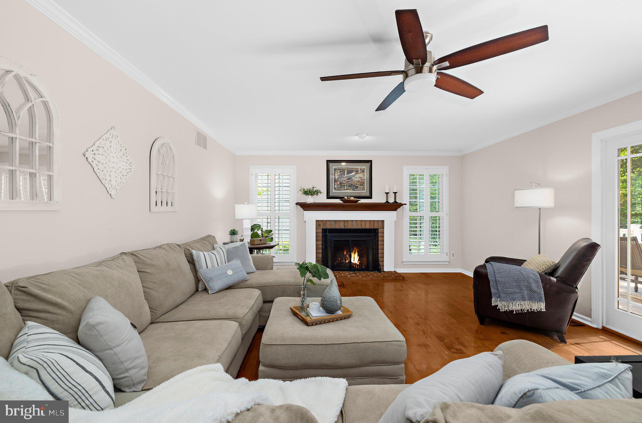 21 Old Sturbridge Road Arnold, MD 21012 - Photo 12 of 49 Family Room