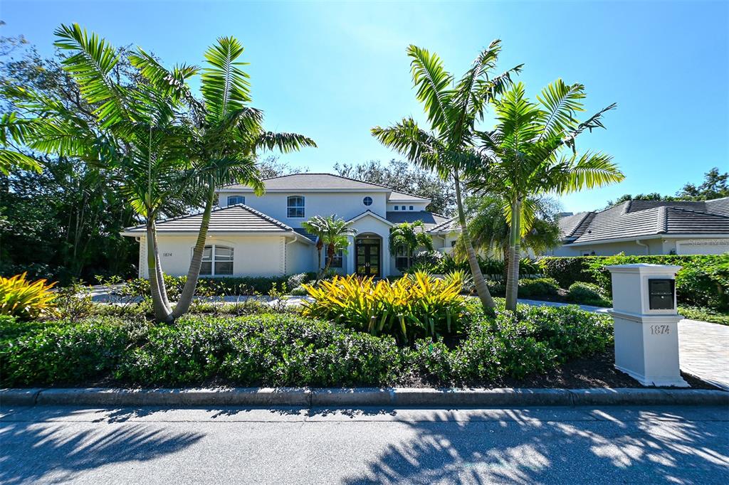 1874 Oleander Street Sarasota, FL 34239 - Photo 1 of 1