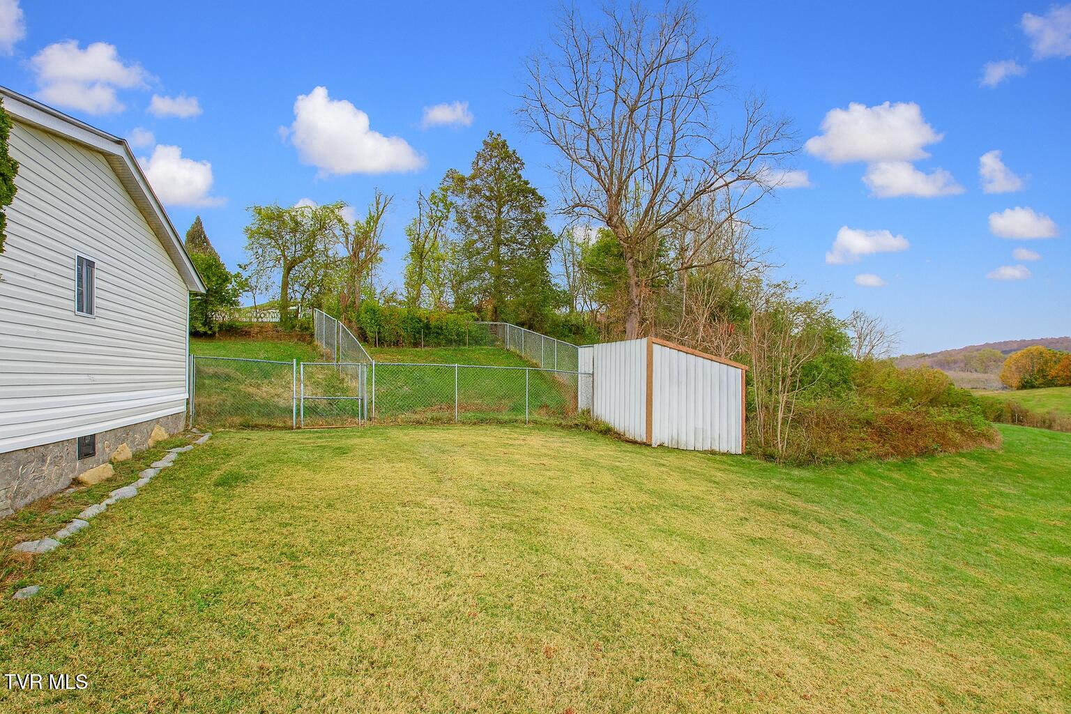 421 Haw Ridge Road Piney Flats, TN 37686 - Photo 13 of 36 1000031894