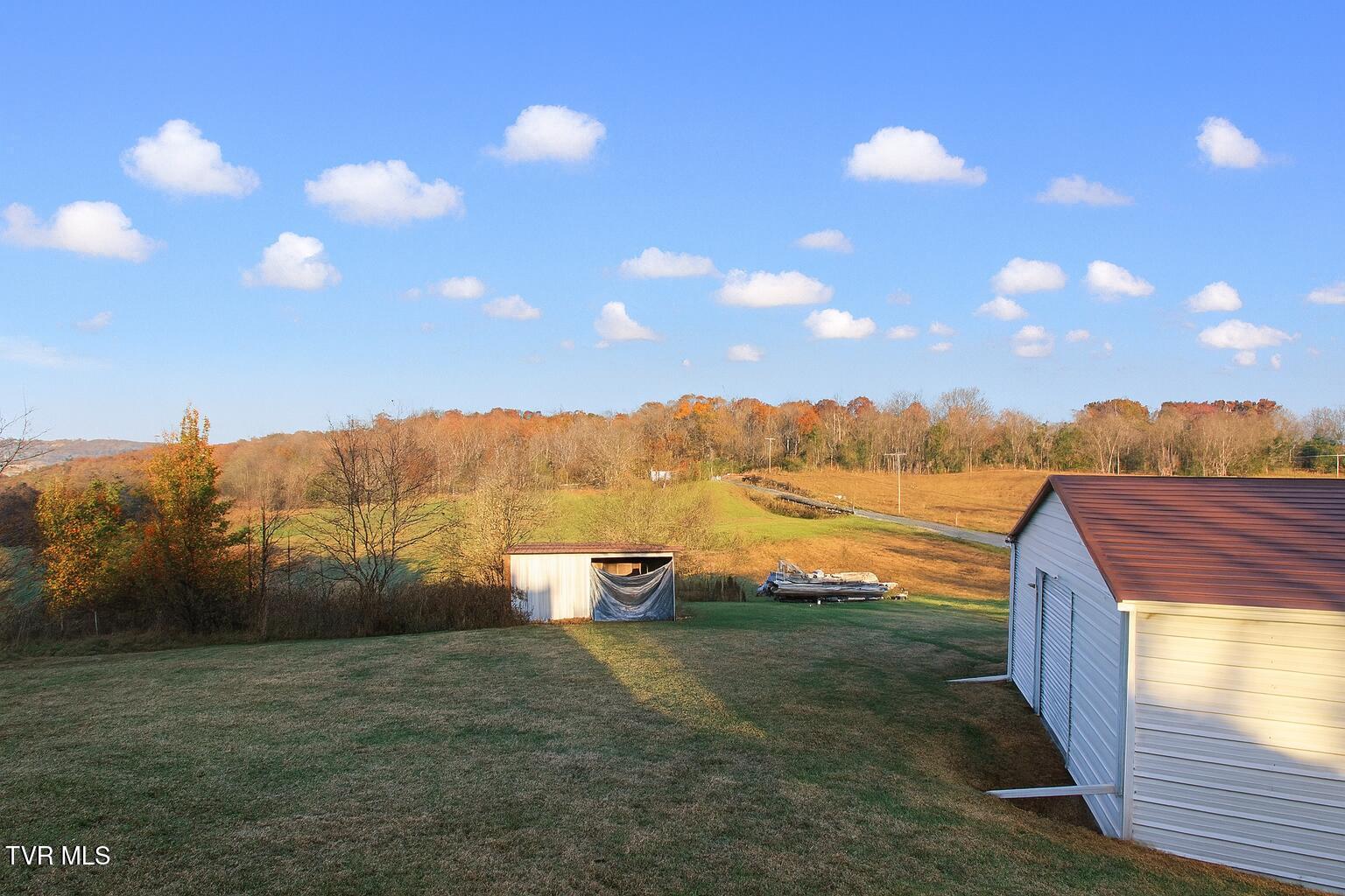 421 Haw Ridge Road Piney Flats, TN 37686 - Photo 14 of 36 1000031895
