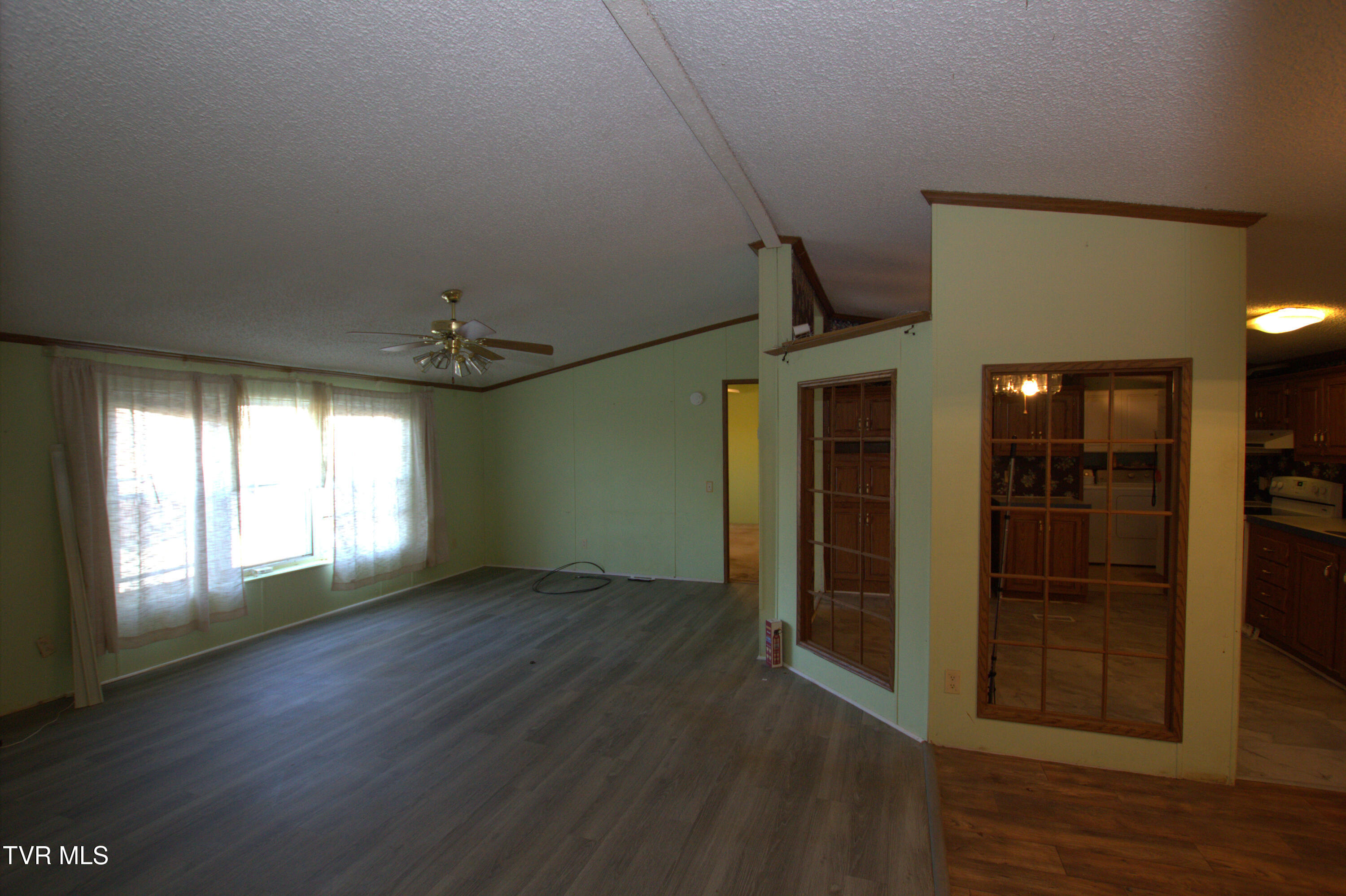 421 Haw Ridge Road Piney Flats, TN 37686 - Photo 19 of 36 IMG_8138