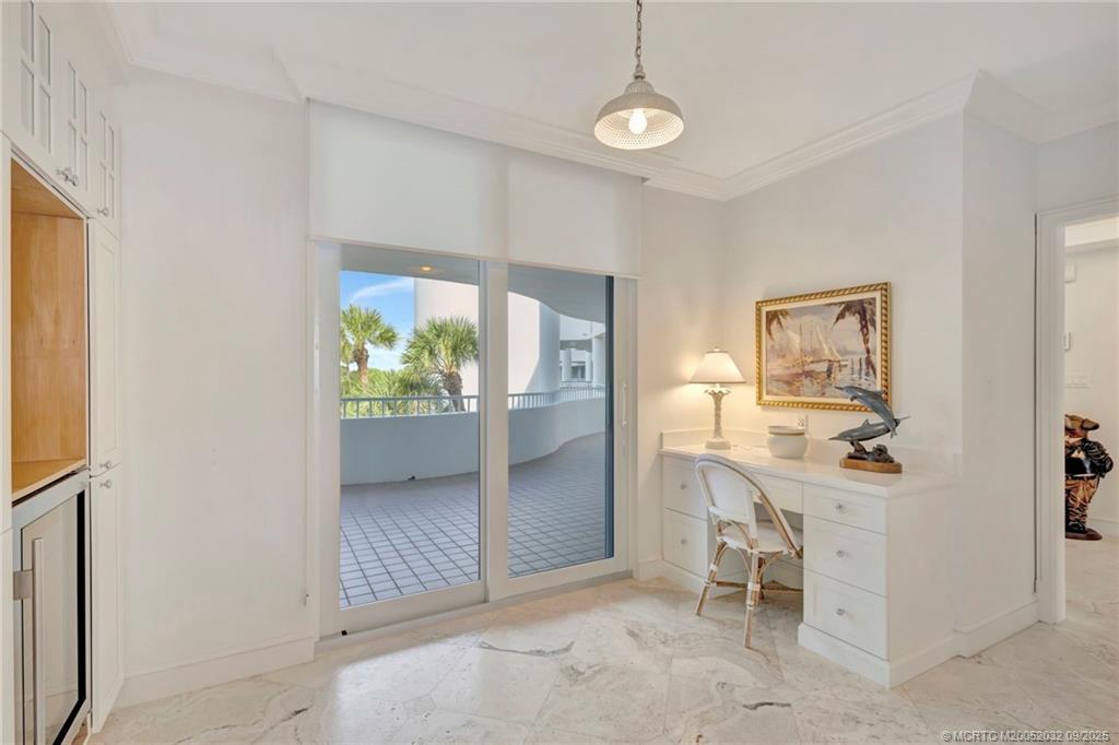 2001 Southeast Sailfish Point Boulevard, Unit 303 Stuart, FL 34996 - Photo 25 of 63 Built-in desk