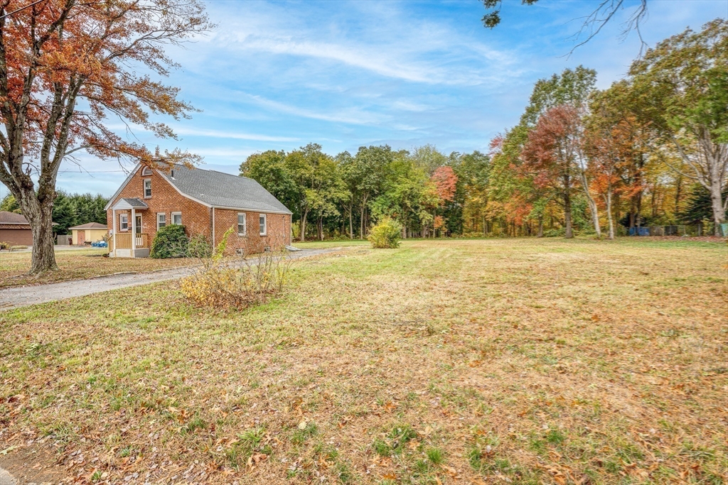 142 Amherst Street Ludlow, MA 01056 - Photo 29 of 34