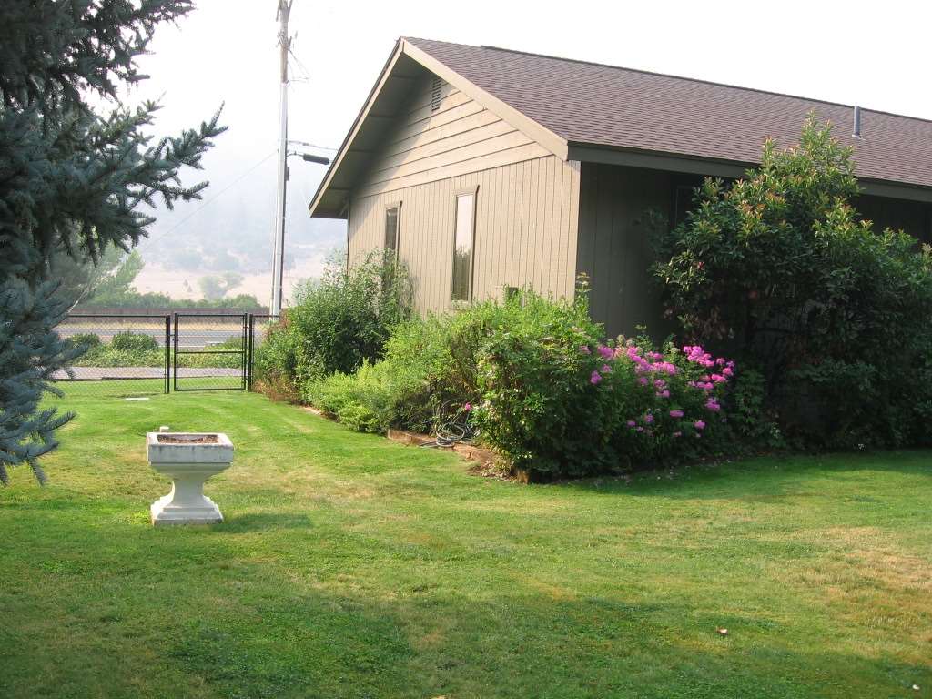2315 Fort Jones Road Yreka, CA 96097 - Photo 7 of 16 Gallery Image 7