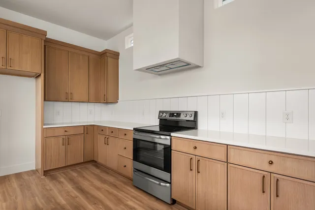 $3,250 | 1125 38th Avenue North, Nashville, TN 37209