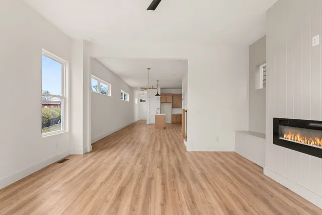 $3,250 | 1125 38th Avenue North, Nashville, TN 37209