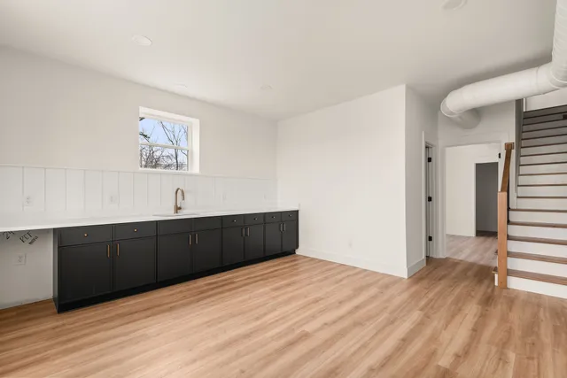 $3,250 | 1125 38th Avenue North, Nashville, TN 37209