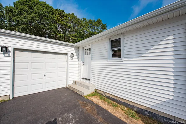 $199,900 | 145 Village Circle West, Manorville, NY 11949