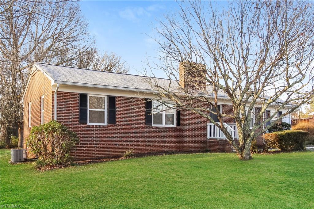 936 Rock Spring Drive Winston-Salem, NC 27105 - Photo 15 of 17