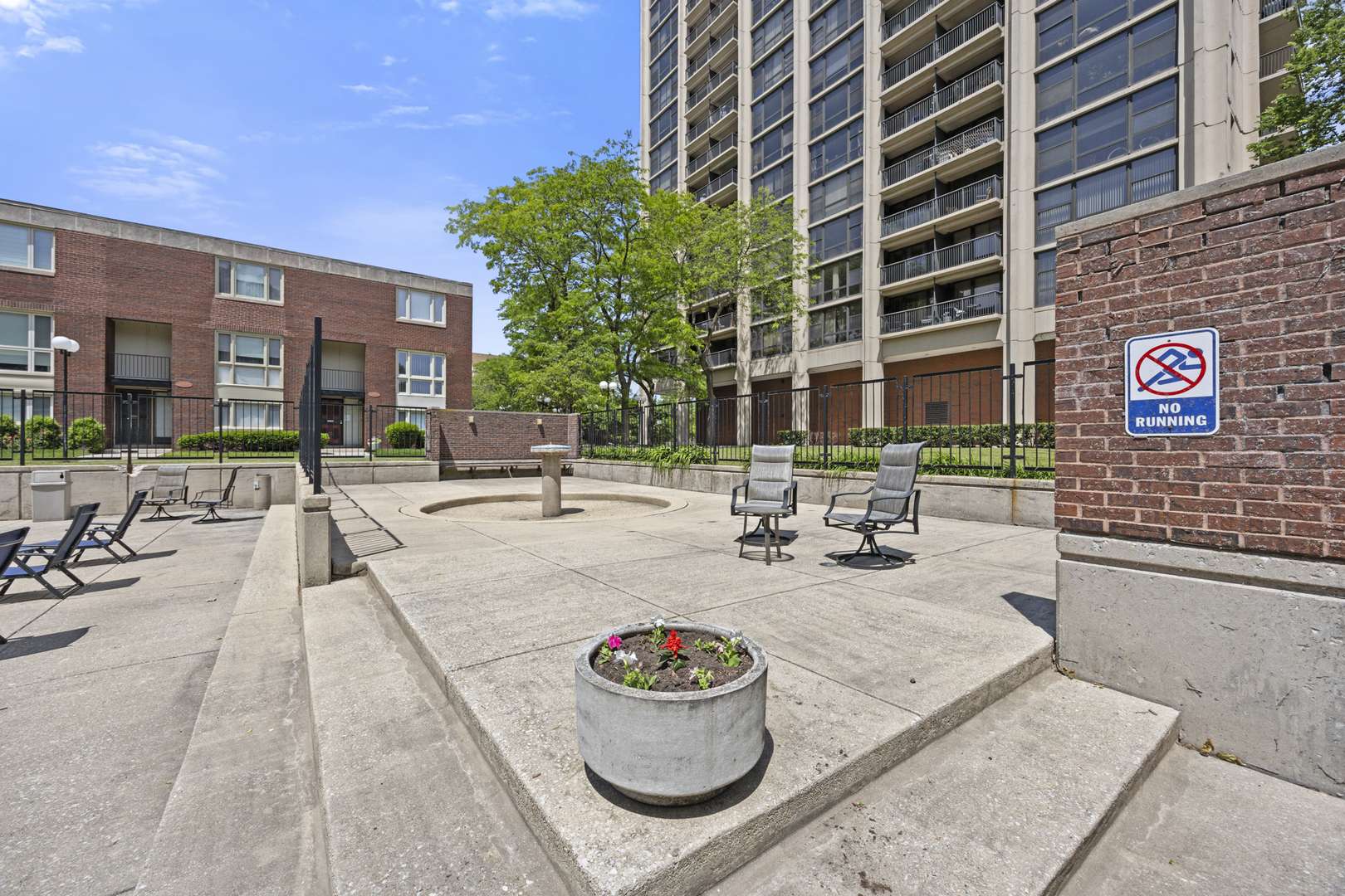 2605 South Indiana Avenue, Unit 1007 Chicago, IL 60616 - Photo 20 of 22
