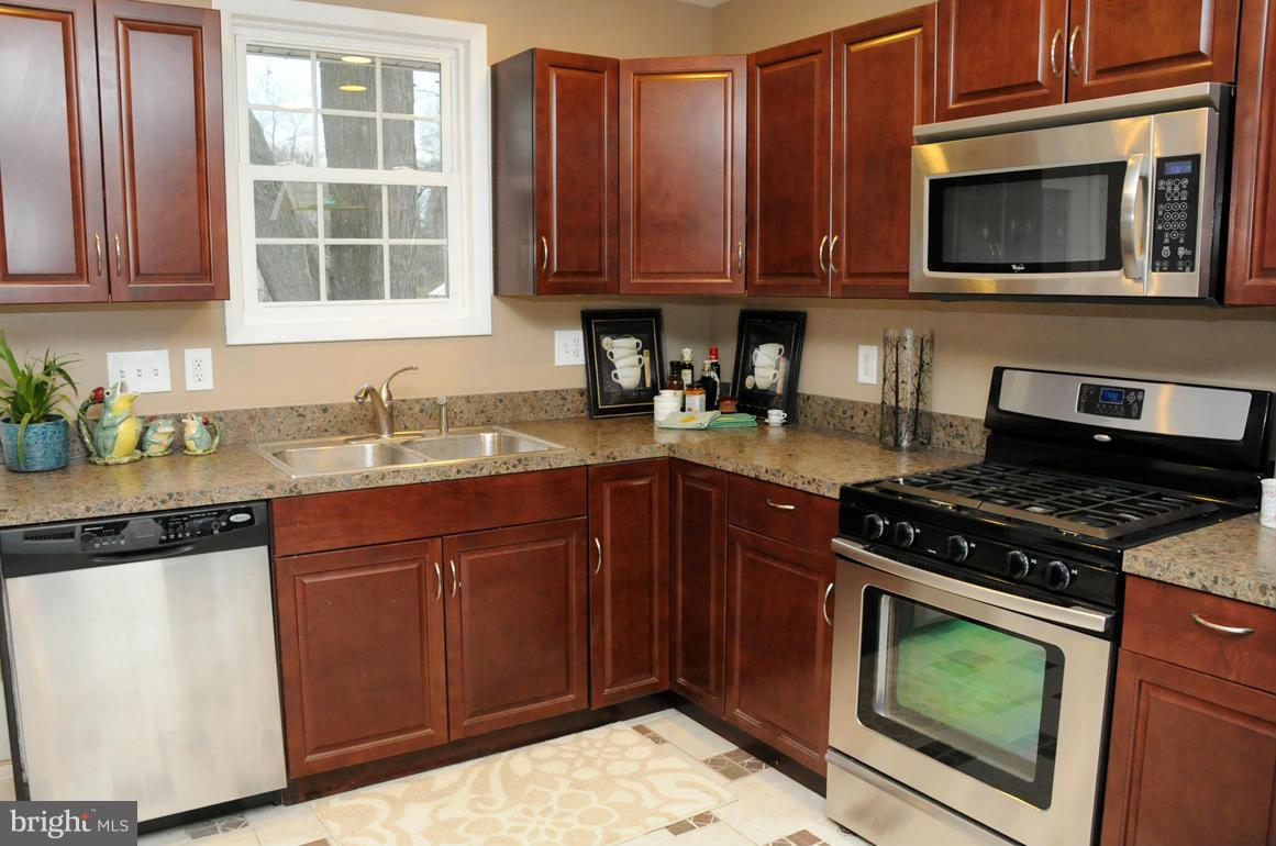 5530 Montgomery Road Ellicott City, MD 21043 - Photo 2 of 30 Kitchen