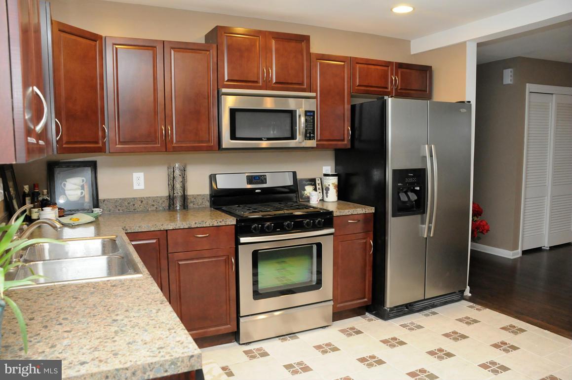 5530 Montgomery Road Ellicott City, MD 21043 - Photo 4 of 30 Kitchen