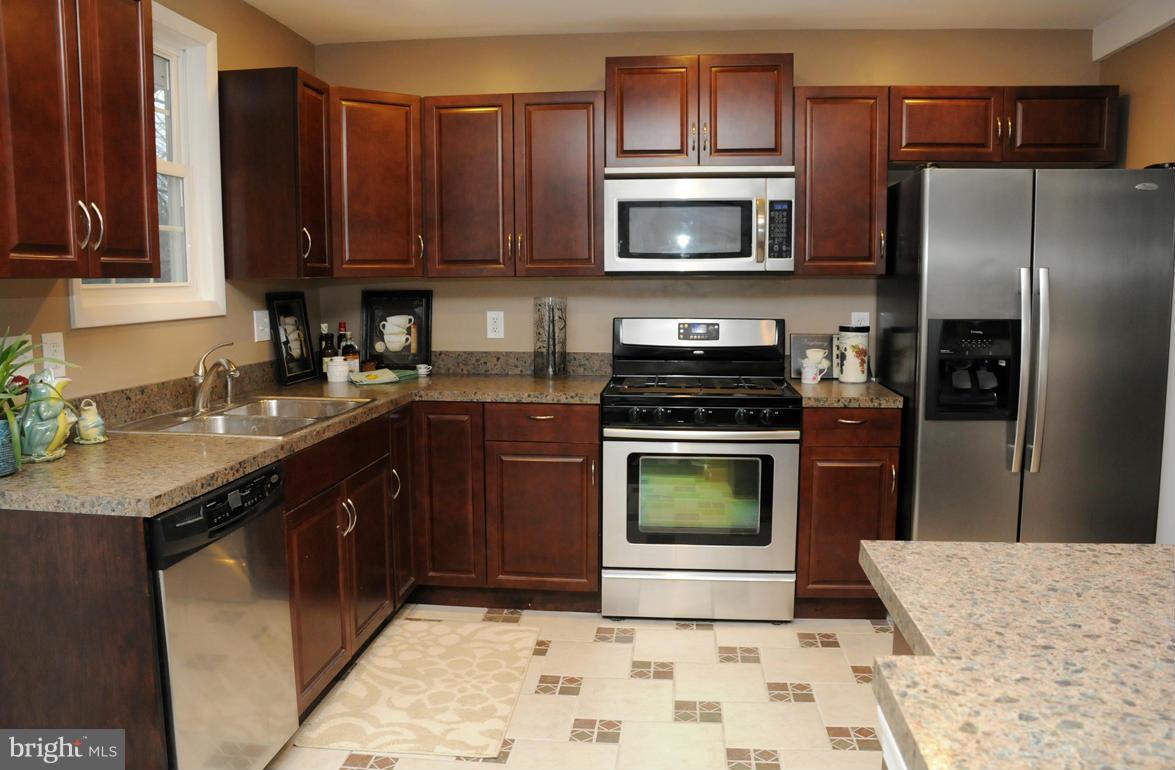 5530 Montgomery Road Ellicott City, MD 21043 - Photo 5 of 30 Kitchen