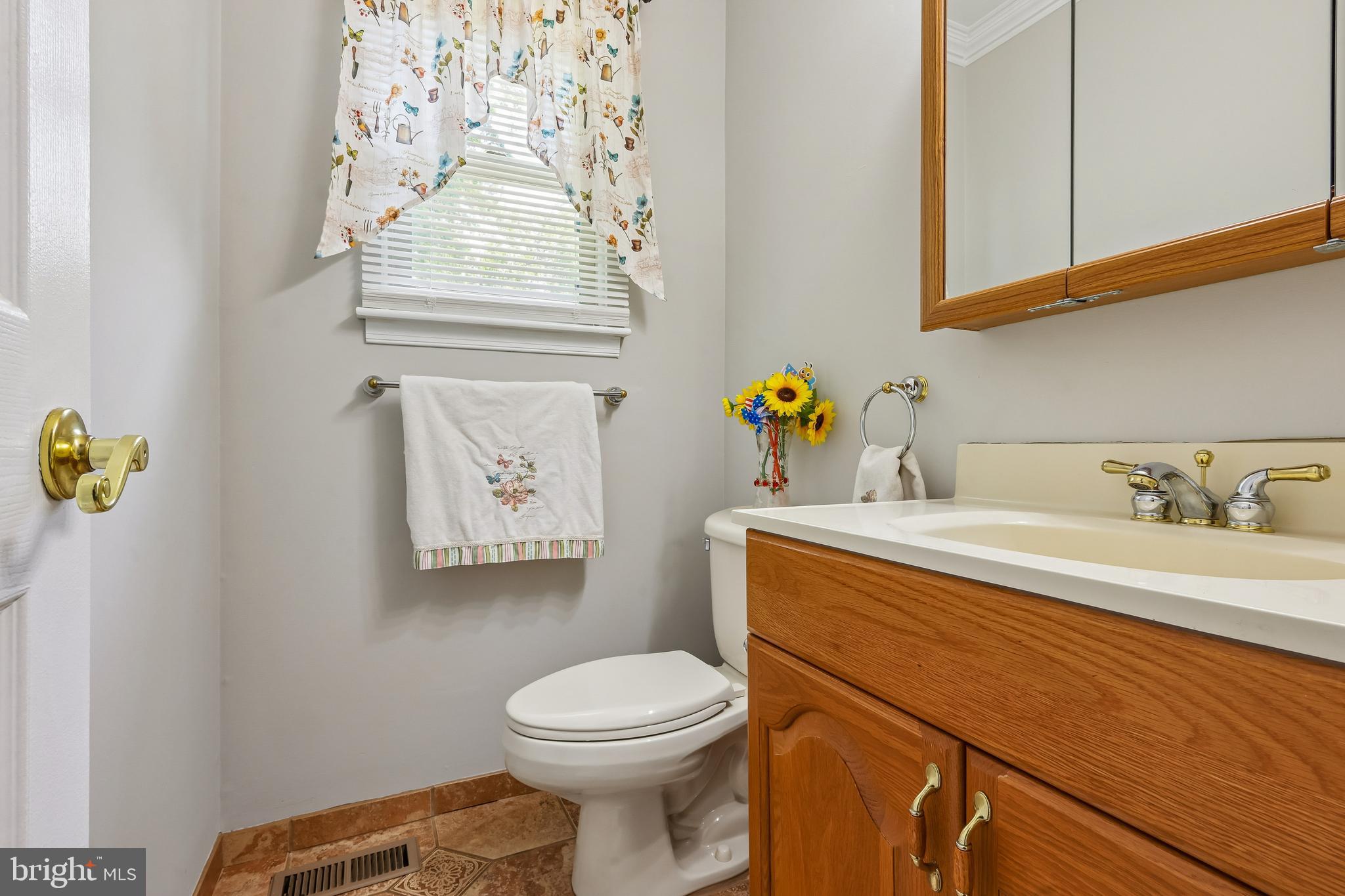 26 Constitution Road Sewell, NJ 08080 - Photo 11 of 32