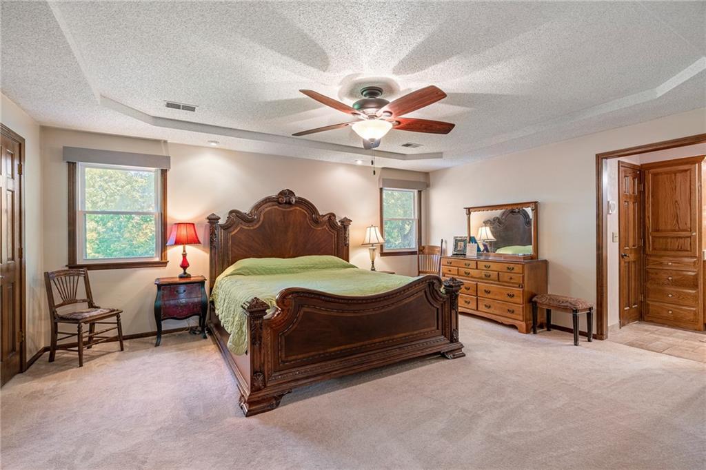 13212 West 84th Street Lenexa, KS 66215 - Photo 26 of 58