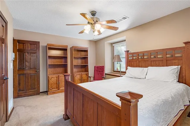 $545,000 | 13212 West 84th Street, Lenexa, KS 66215