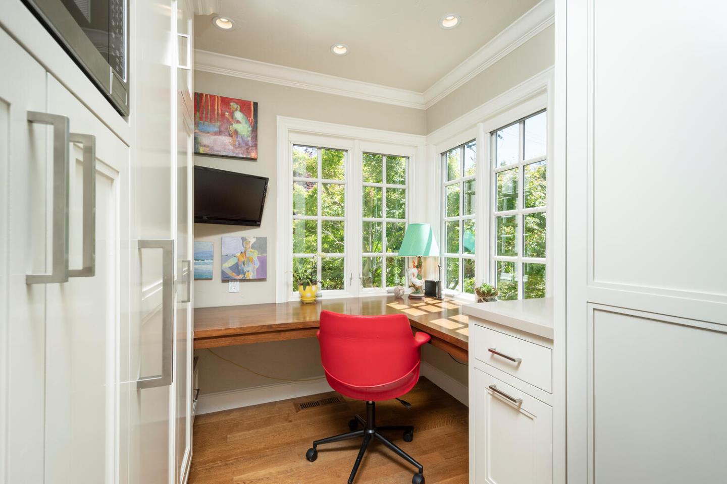 1055 Vista Road Hillsborough, CA 94010 - Photo 10 of 28 a workspace with furniture and a window