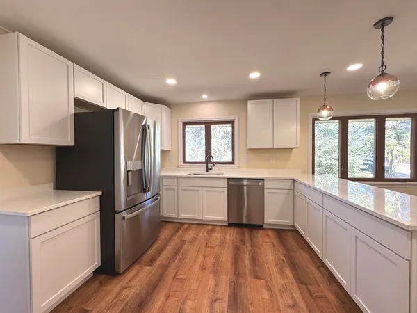 $409,500 | 210 South Small Avenue, Kankakee, IL 60901