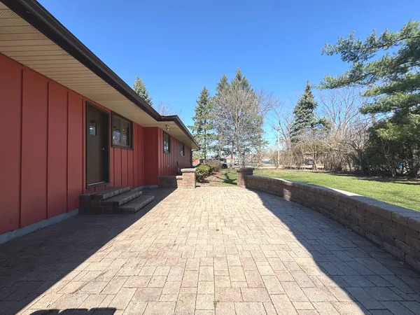 $409,500 | 210 South Small Avenue, Kankakee, IL 60901