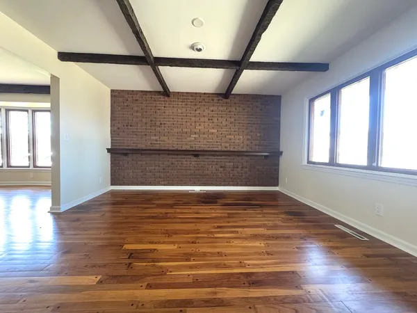 $409,500 | 210 South Small Avenue, Kankakee, IL 60901