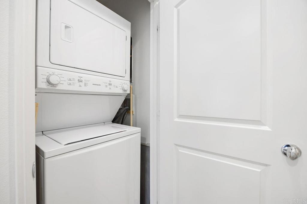 2233 Solara Lane Vista, CA 92081 - Photo 23 of 33