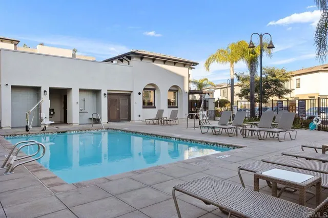 $649,000 | 2233 Solara Lane, Vista, CA 92081