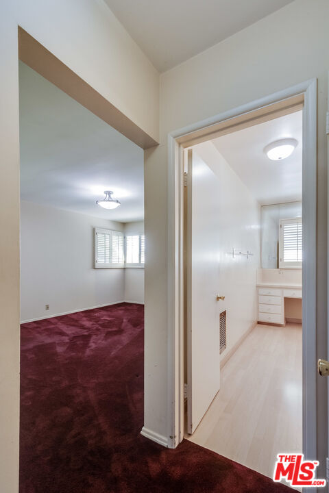 642 Elkins Road Los Angeles, CA 90049 - Photo 17 of 31 a view of gallery