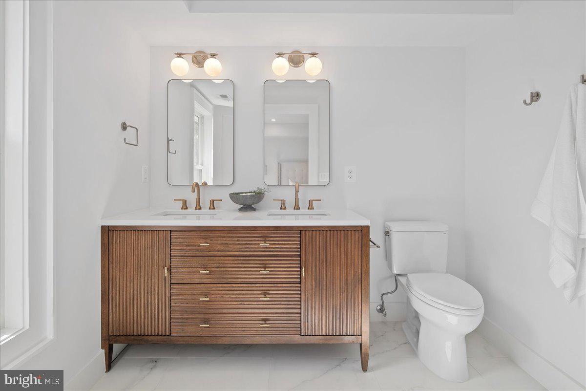 909 North Irving Street Arlington, VA 22201 - Photo 50 of 69