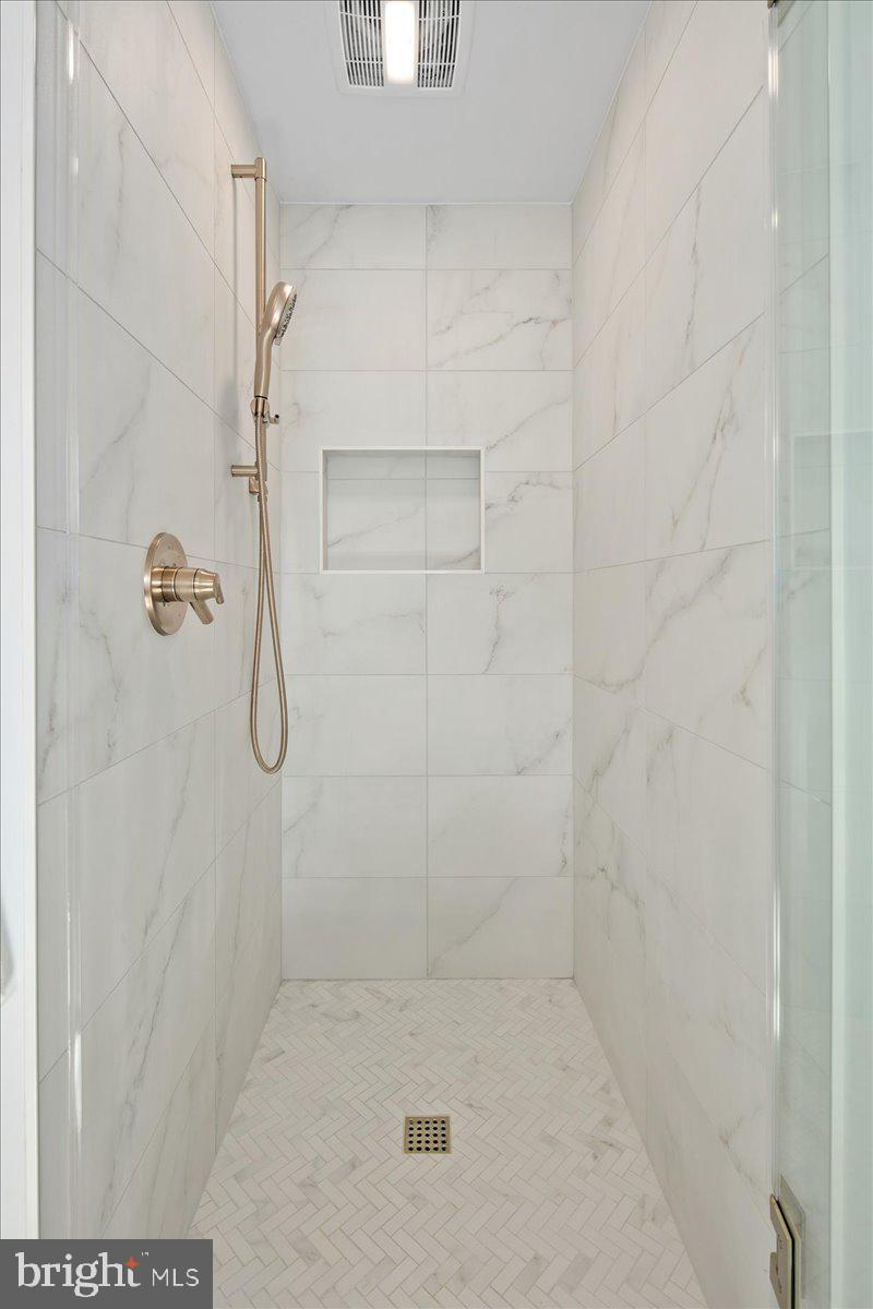 909 North Irving Street Arlington, VA 22201 - Photo 53 of 69