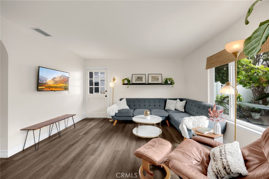 621 Seneca Street Placentia, CA 92870 - Photo 18 of 29 a living room with furniture and a wooden floor
