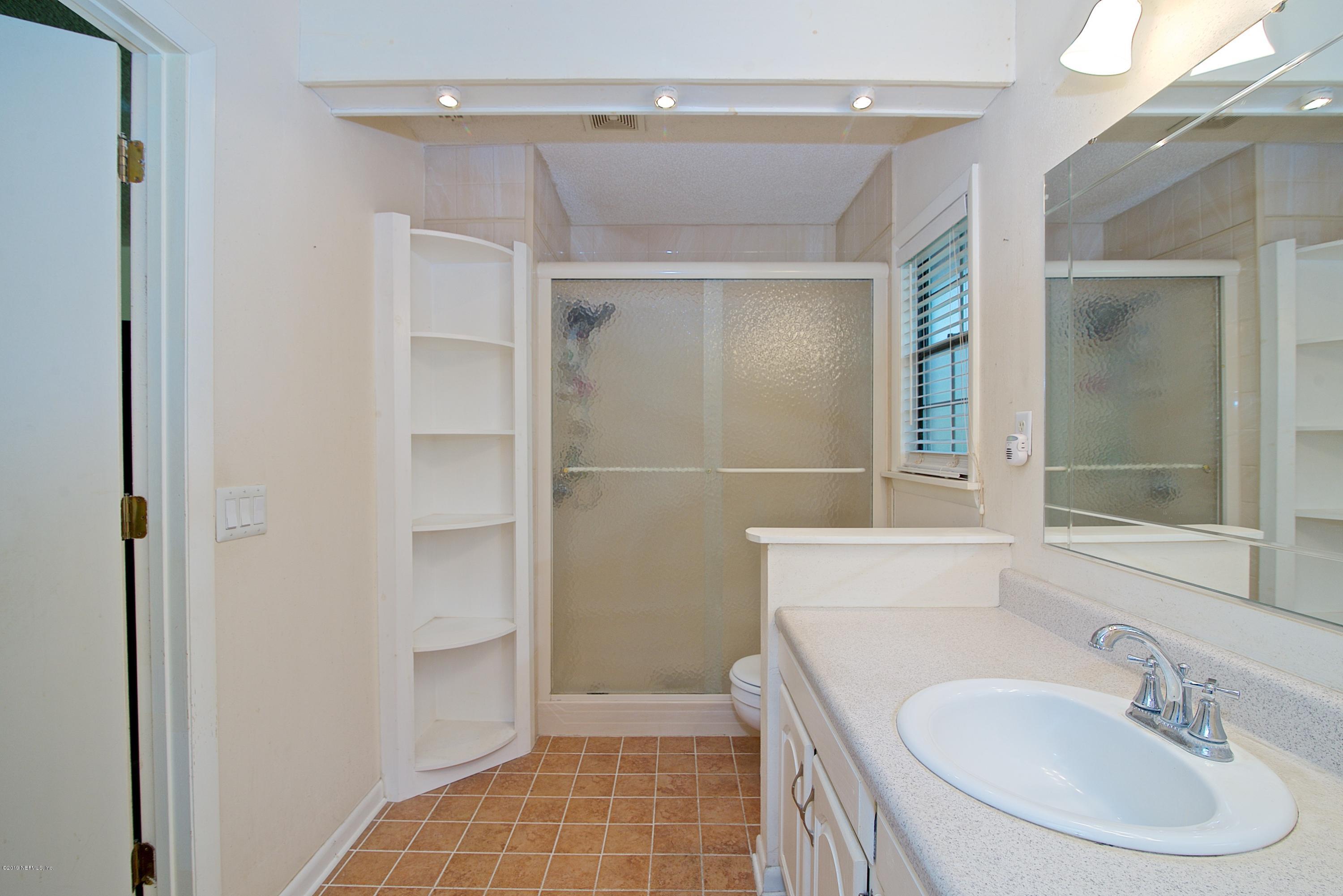 7232 Hogan Road Jacksonville, FL 32216 - Photo 17 of 31 master bathroom
