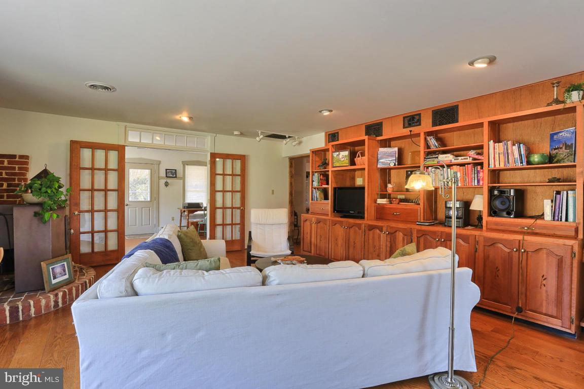 2659 Kissel Hill Road Lititz, PA 17543 - Photo 8 of 37 Gallery Image 8