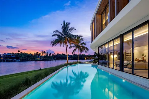 $39,999,999 | 516 Mola Avenue, Fort Lauderdale, FL 33301