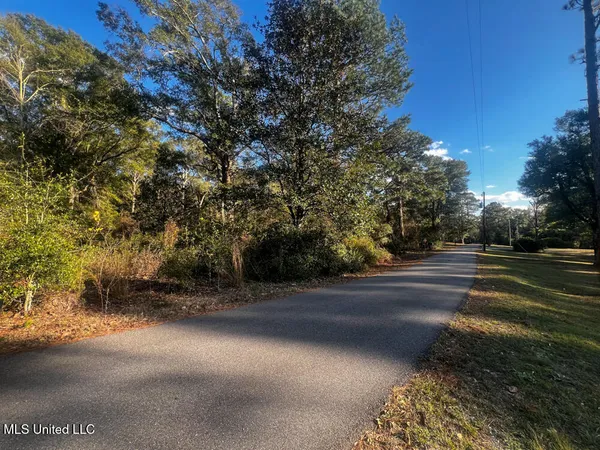 $240,625 | 198 E Highway, Lucedale, MS 39452