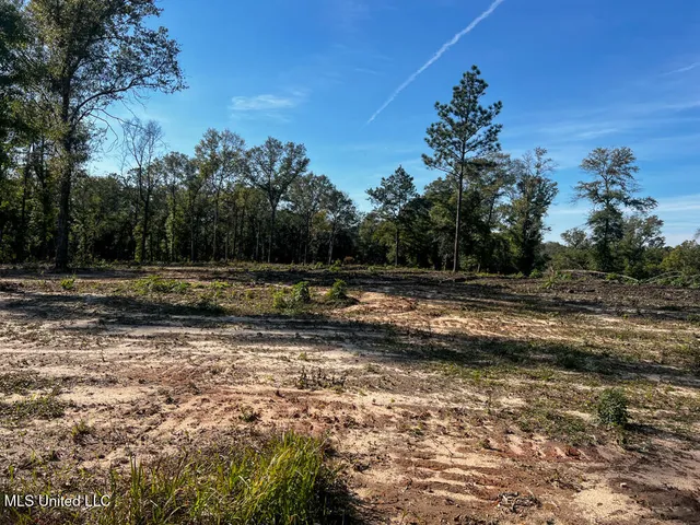 $240,625 | 198 E Highway, Lucedale, MS 39452