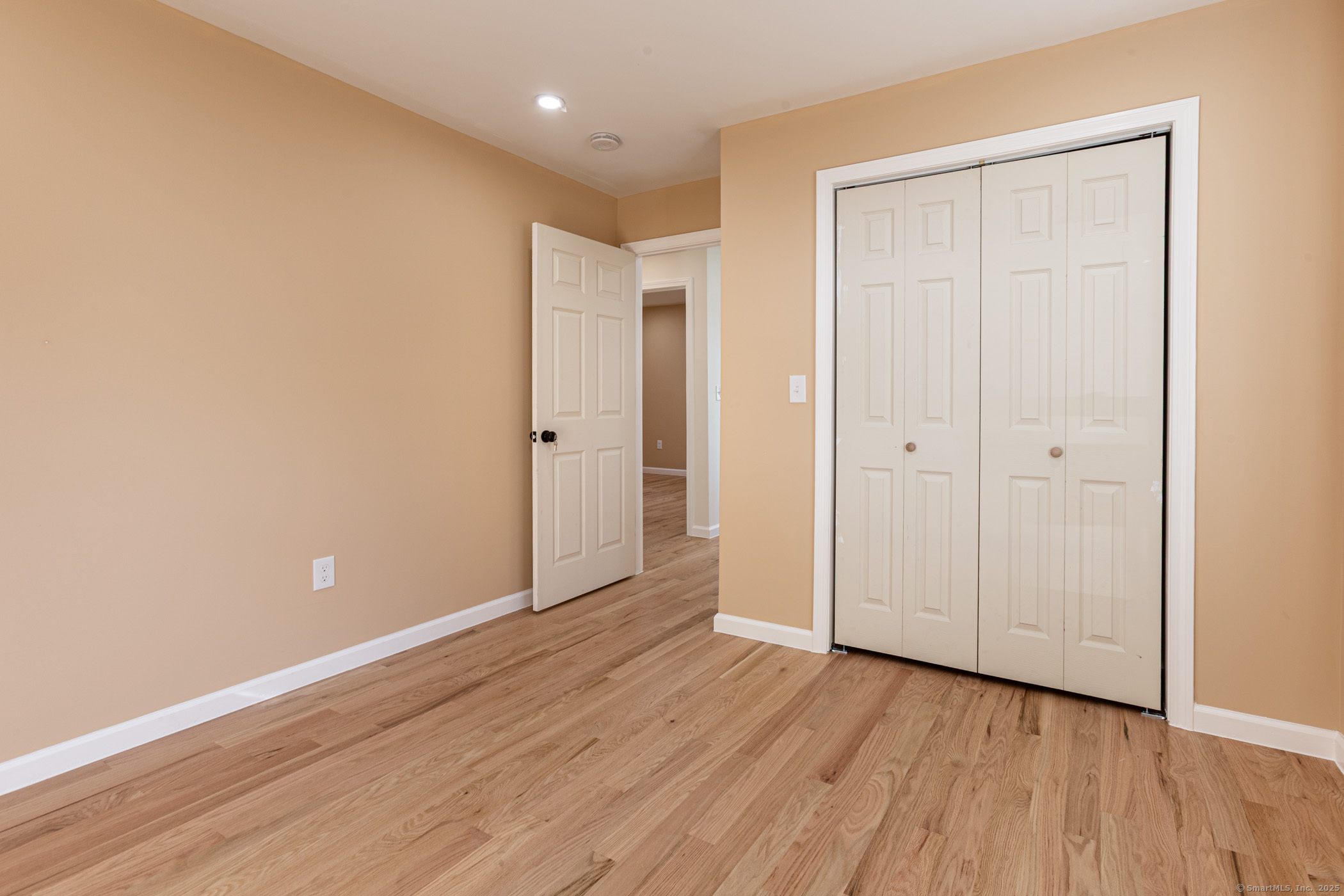 89 High Street Waterbury, CT 06704 - Photo 9 of 31