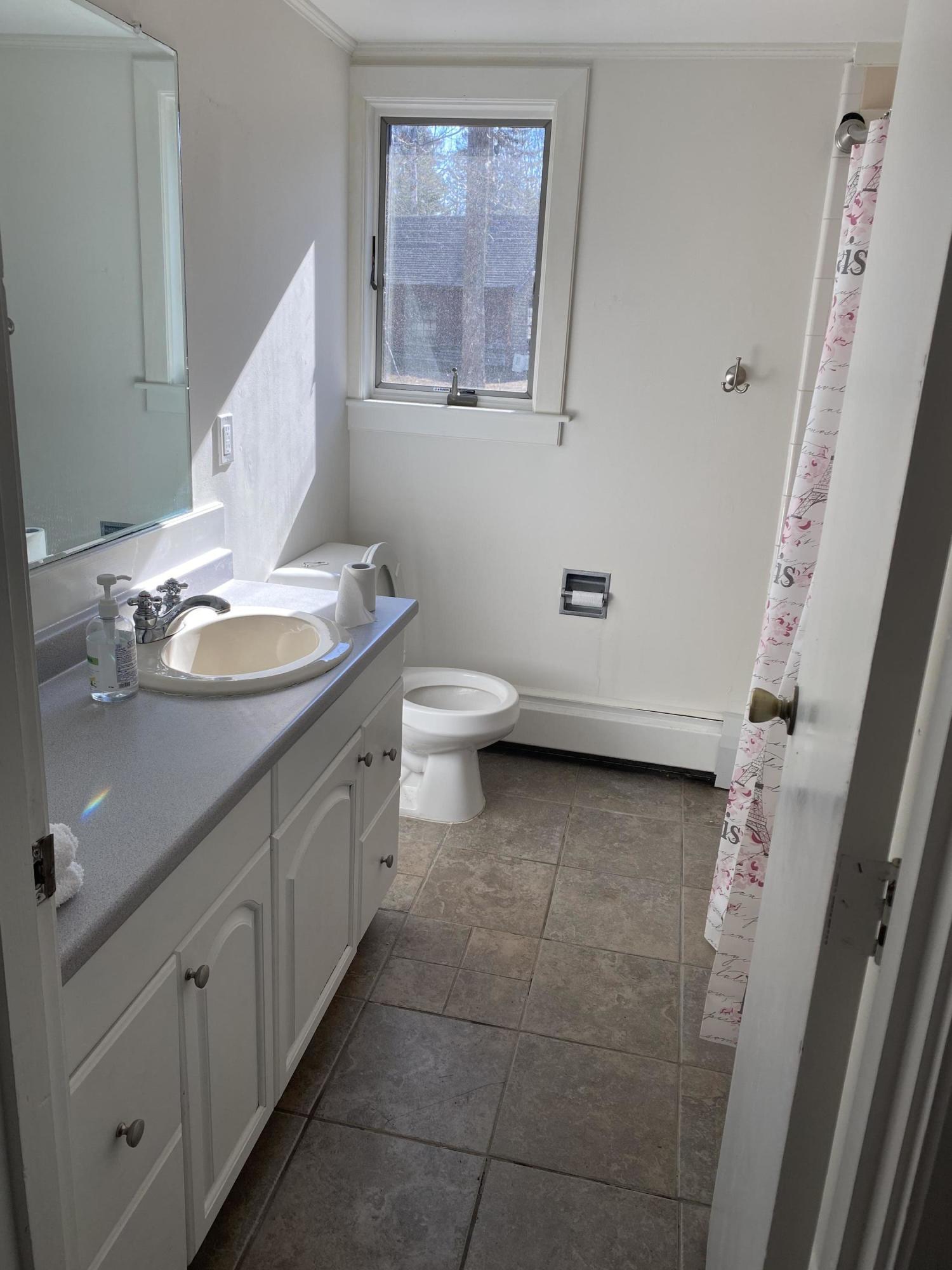 1530 Meadow Pond Road Islesboro, ME 04848 - Photo 28 of 31 Guest bath
