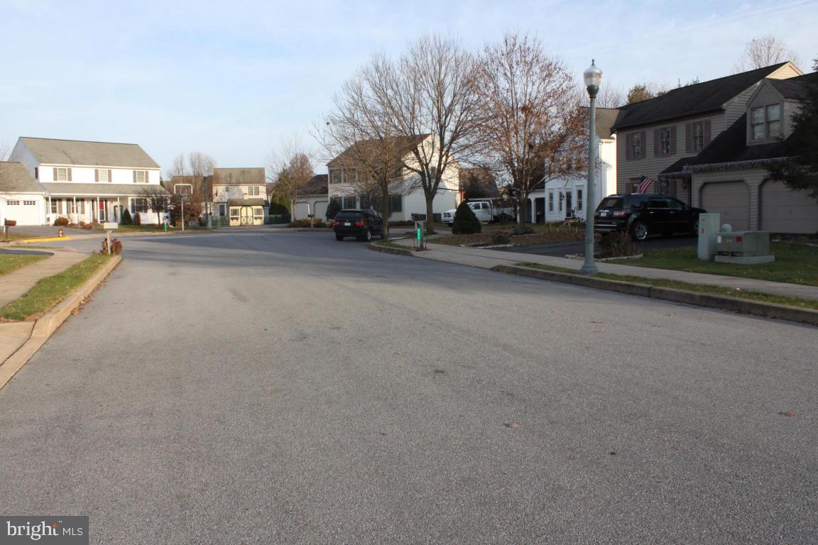 523 Royal Tern Lititz, PA 17543 - Photo 19 of 21 Gallery Image 19