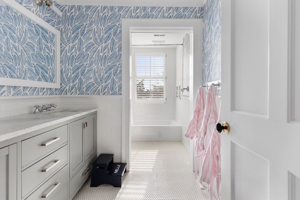 185 Jerusalem Road Cohasset, MA 02025 - Photo 21 of 36