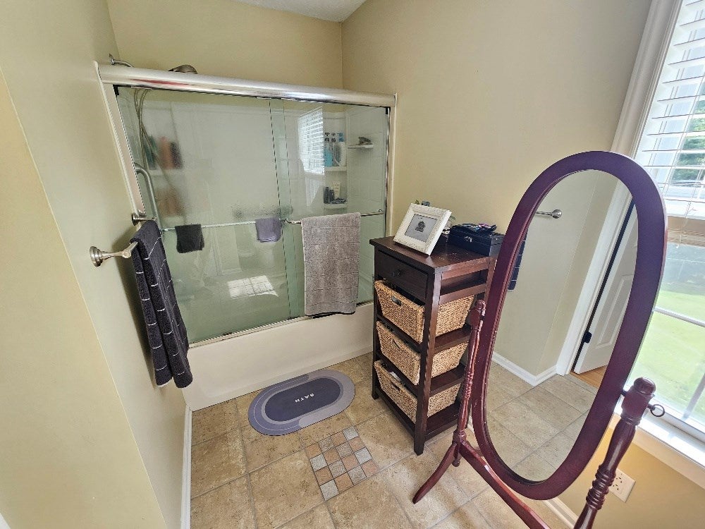 145 Cedar Point Galax, VA 24333 - Photo 15 of 26 Gallery Image 15