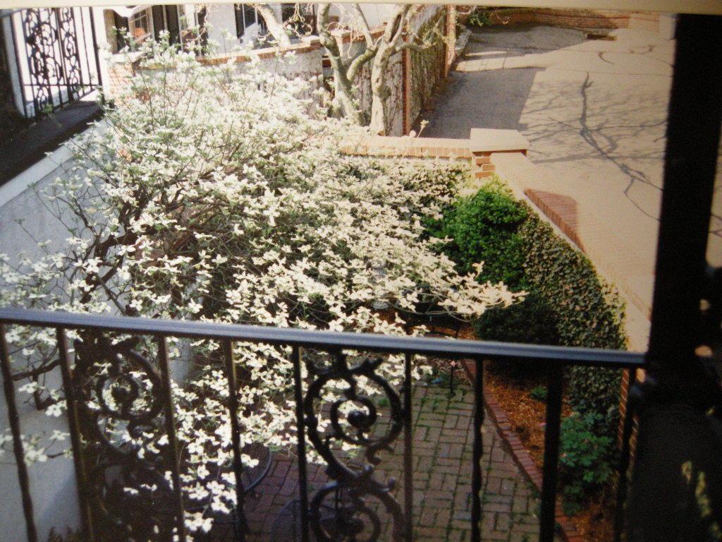 1631 Roxbury Road, Unit B11 Columbus, OH 43212 - Photo 32 of 36