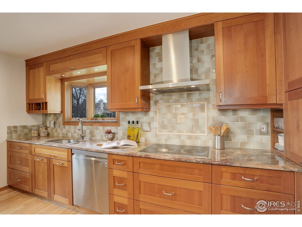 4462 Wellington Road Boulder, CO 80301 - Photo 17 of 37 a bathroom with a sink and a mirror