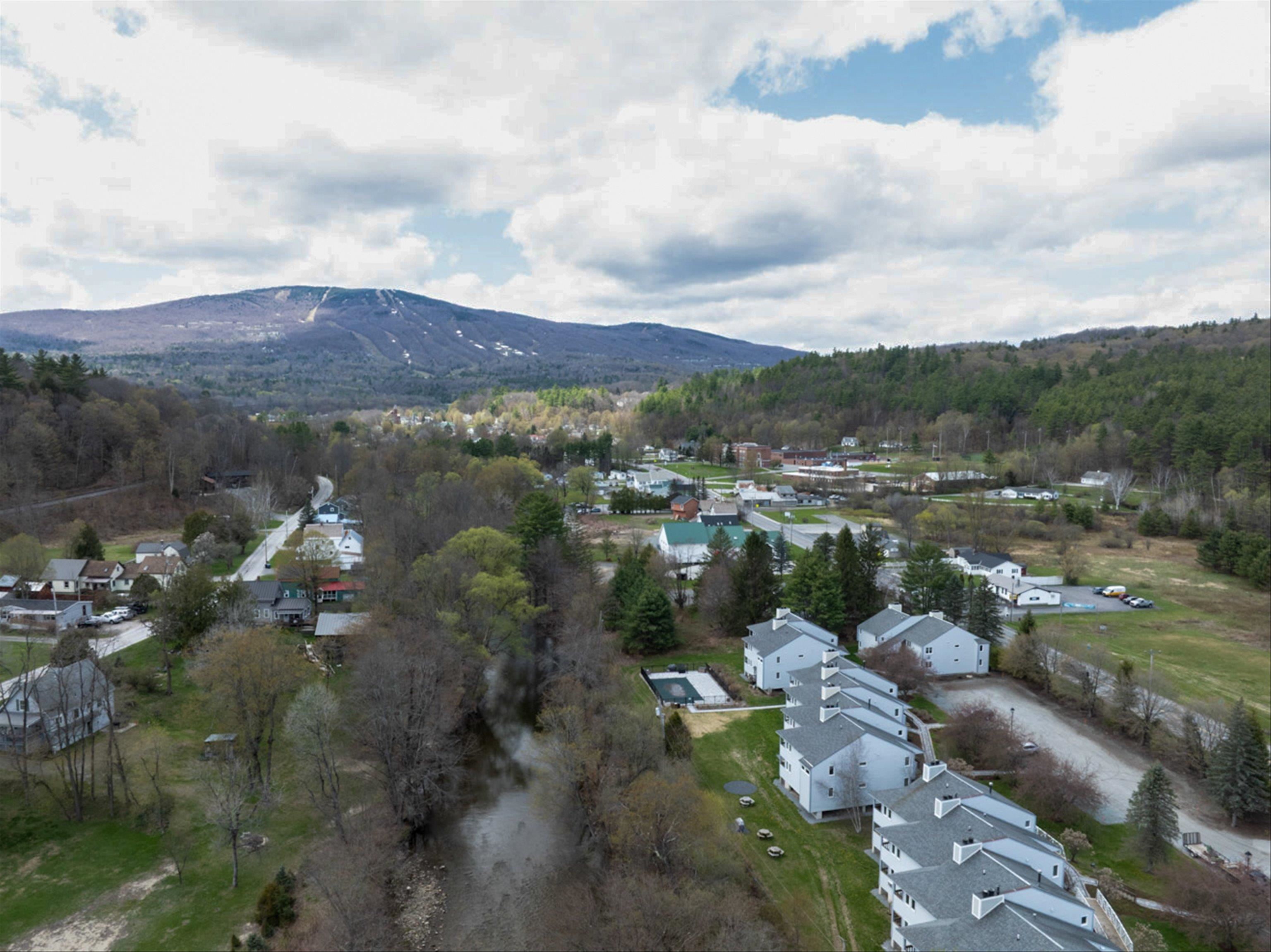 32 Highway 103, Unit F1 Ludlow, VT 05149 - Photo 2 of 33