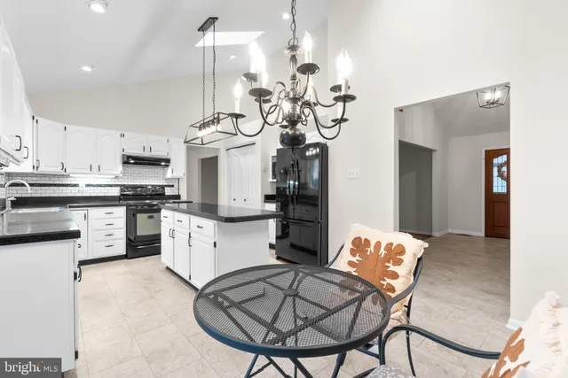 a view of empty room