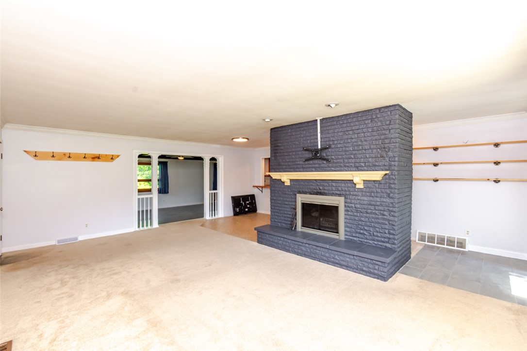 5665 Little Sugarcreek Road Dayton, OH 45440 - Photo 4 of 36