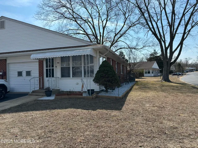 $189,900 | 16 Crocus Lane, Unit B, Whiting, NJ 08759