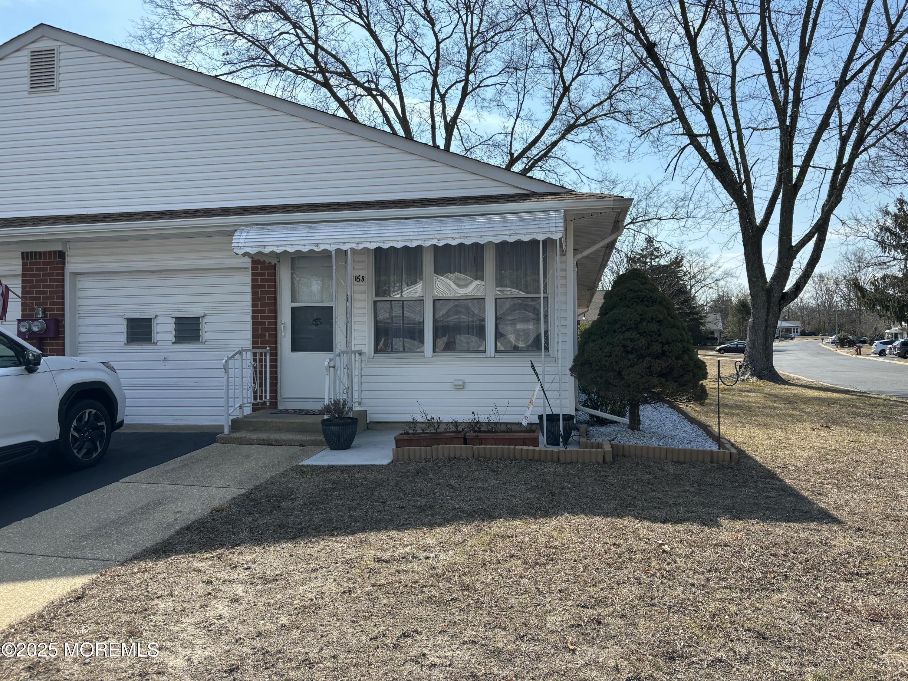 16 Crocus Lane, Unit B Whiting, NJ 08759 - Photo 4 of 44 tempImageDK3ocJ