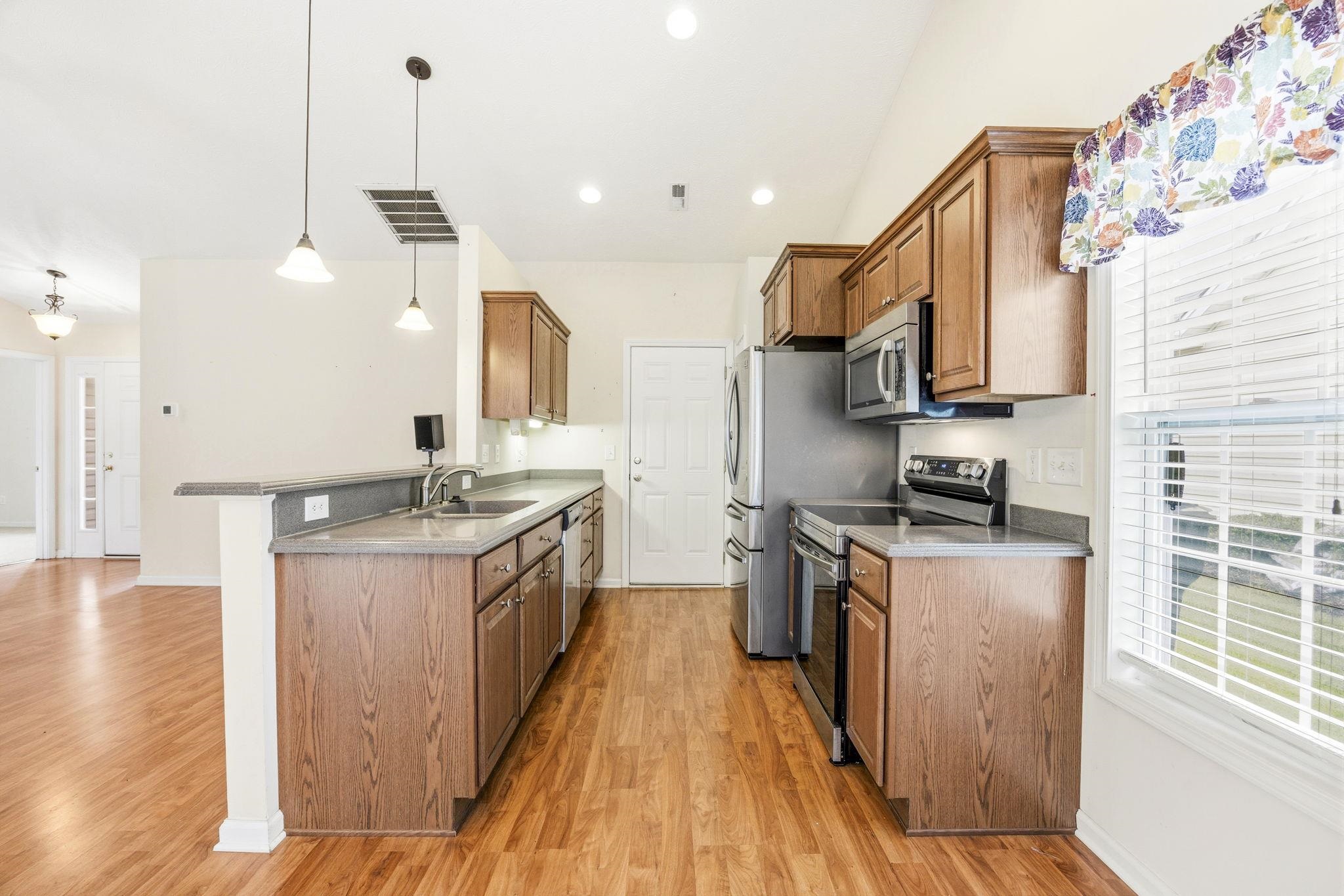 3146 Shorecrest Bay Drive Murrells Inlet, SC 29576 - Photo 12 of 44