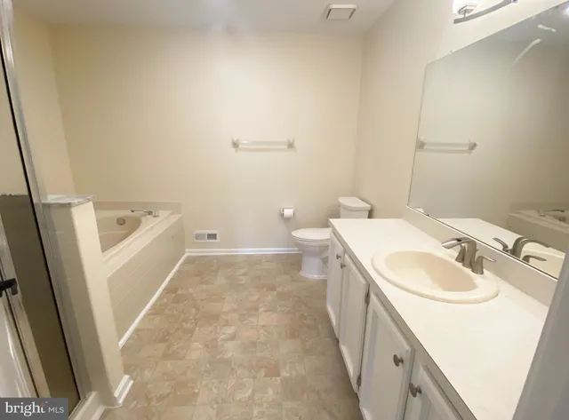 $3,000 | 85 Biddle Way, Mount Laurel, NJ 08054